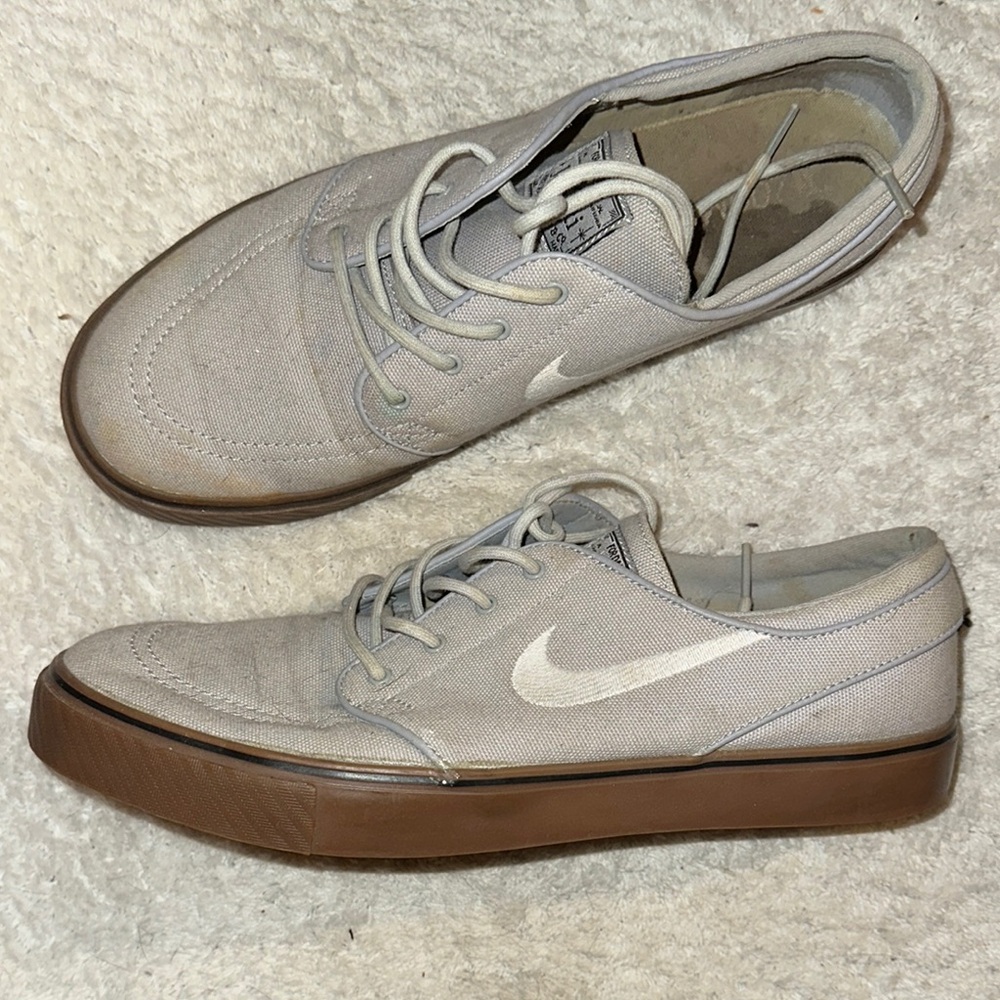 Nike Gray and Brown Sneakers with Classic Skate Design